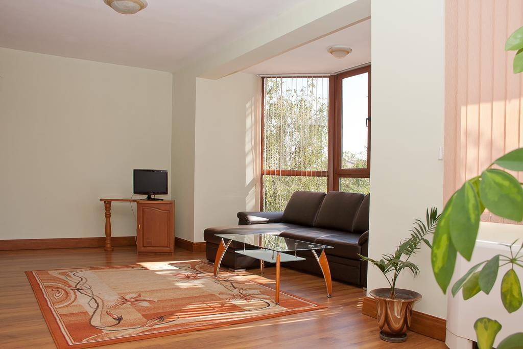 Guest House London Velingrado Habitación foto